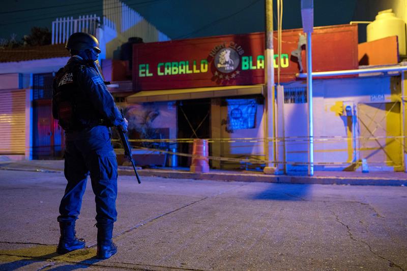 El ataque al bar mexicano dejó 25 muertos, entre ellos, 16 hombres y 9 mujeres.