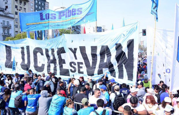 Argentina: Macri debe irse ya para acabar con esta agonía