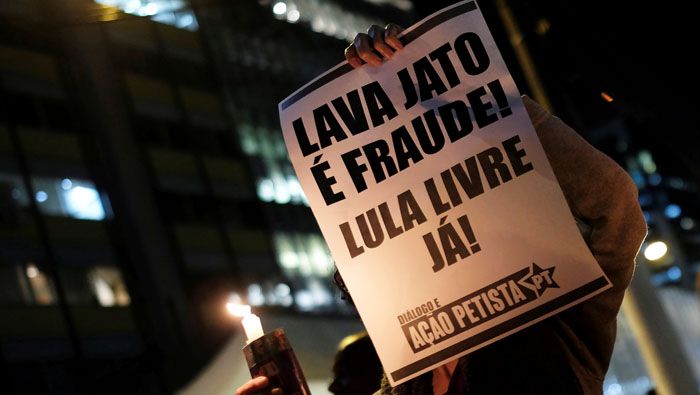La petición de establecer prisión semiabierta o domiciliaria para Lula fue respaldada por 15 fiscales de la Operación Lava Jato.