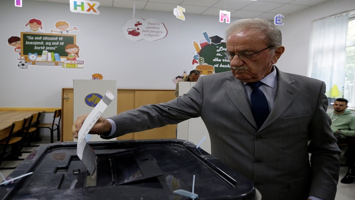 Estas elecciones son las cuartas, todas anticipadas, que Kosovo celebra desde su independencia unilateral.