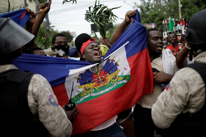 Mientras una crisis de electricidad amenaza con agravar las protestas en Haití, los ciudadanos de ese país convocaron a salir a las calles este domingo.
