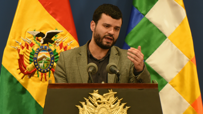 Canelas advirtió sobre el intento de golpe de Estado de la oposición contra el presidente electo Evo Morales.