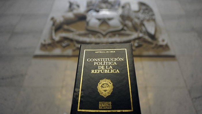 La construcción de una Carta Magna nueva sintetiza las demandas que han centrado las protestas en Chile por más de un mes, exigiendo mejoras sociales.