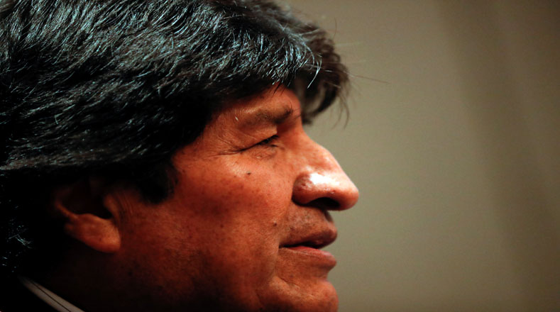 La denuncia contra Morales fue presentada por el abogado Omar Durán y el diputado opositor Rafael Quispe, de Unidad Democrática. 