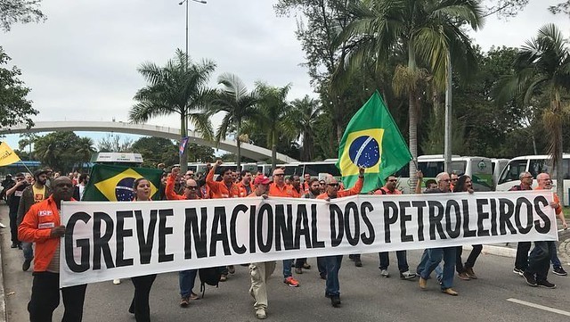 Los trabajadores petroleros de Brasil aseguran que las políticas dirigidas al manejo de esta empresa impactan negativamente en la sociedad.