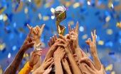 Unas cinco federaciones de futbol confirmaron su deseo de participar en la organización del evento, entre ellas, Nueva Zelanda y Australia, Brasil, Colombia y Japón.