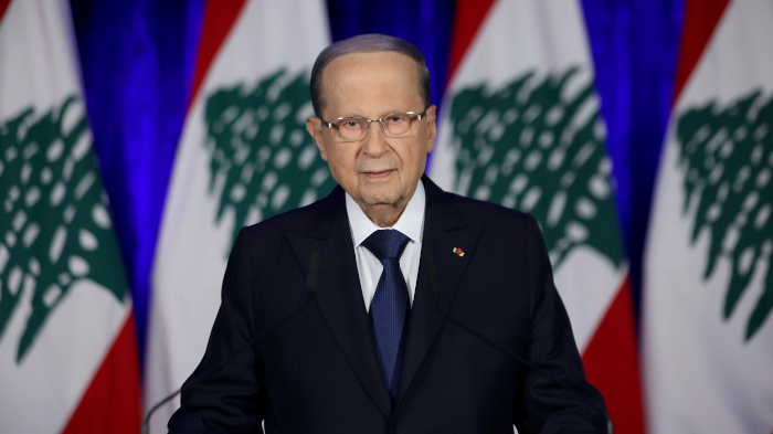 Presidente de Líbano pospone elección del primer ministro