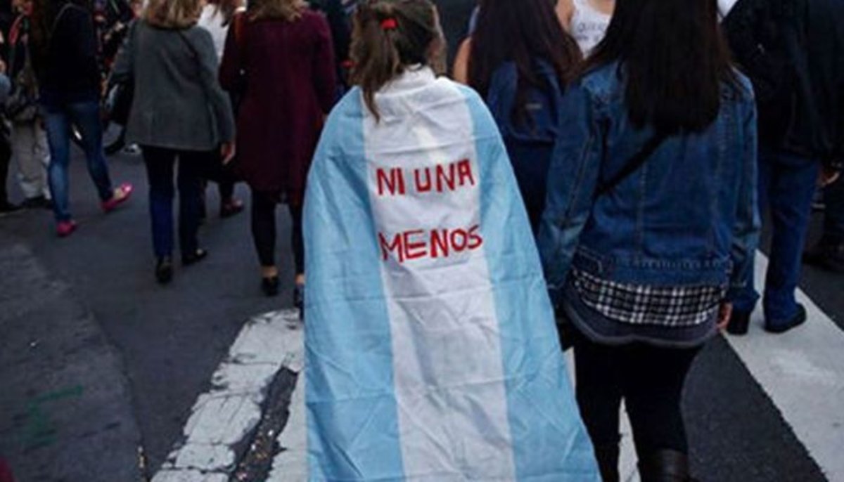 La coordinadora nacional del movimiento feminista Mumalá (Mujeres de la Matria Latinoamericana), Silvia Ferreyra reveló que, de los 3013 detectados en los últimos diez años, 2.749 fueron asesinatos directos a mujeres.