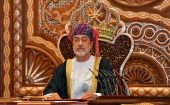 El sultán Haitham bin Tareq al-Said da un discurso después de haber jurado como gobernante de Oman.