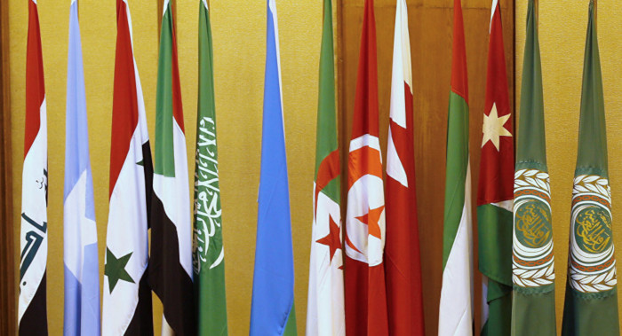La Liga Árabe señaló que la solución estratégica al conflicto debe basarse en la Iniciativa de Paz Árabe, adoptada en la Cumbre de Beirut en 2002.