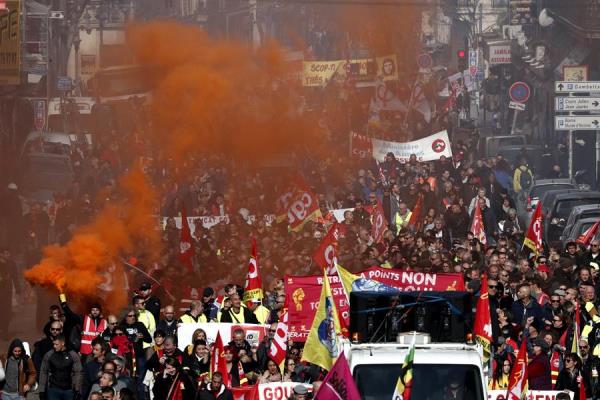 Las protestas y huelgas de los trabajadores han paralizado en varias oportunidades la capital francesa.