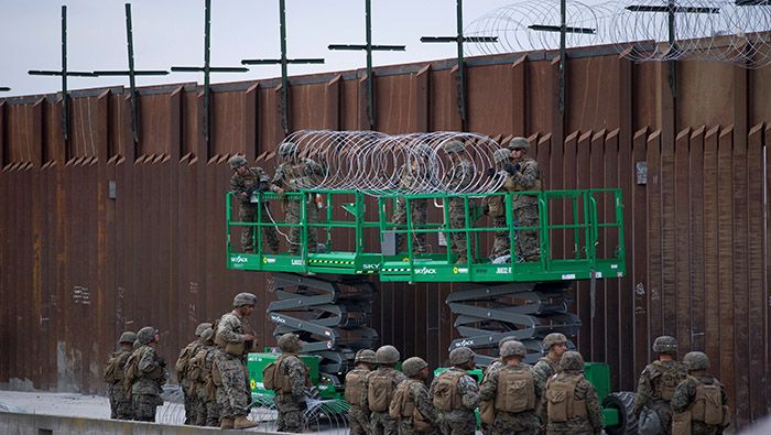 Los fondos desviados del Pentágono servirán para construir 285 kilómetros de vallado en la frontera con México.