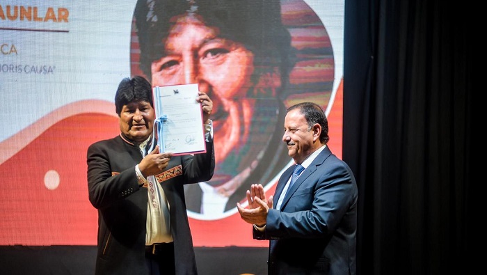 Evo Morales agradeció al pueblo riojano y a todas las autoridades por el “gran cariño” expresado en su bienvenida.