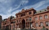 La deuda pública de Argentina, que se situó cerca del 90 por ciento del PIB a fines de 2019, es insostenible", dice el comunicado del FMI.