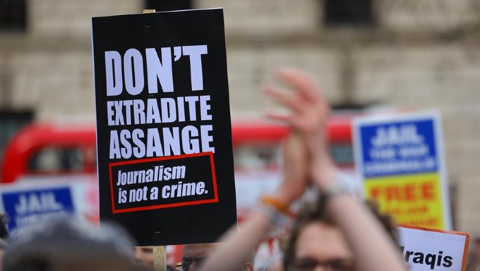Activistas del mundo entero y defensores de los derechos humanos piden que no se extradite a Assange a EE.UU. por el peligro que representa para su vida.