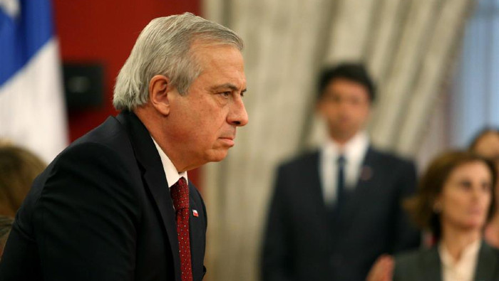 Chile se acerca a los mil casos confirmados, pero el ministro de Salud, Jaime Mañalich, considera 