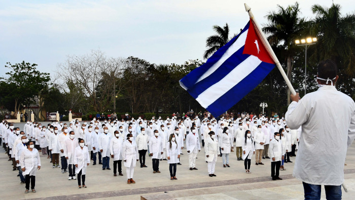 Acto de despedida en Cuba de la brigada de profesionales de la salud  previo a su partida a Sudáfrica.