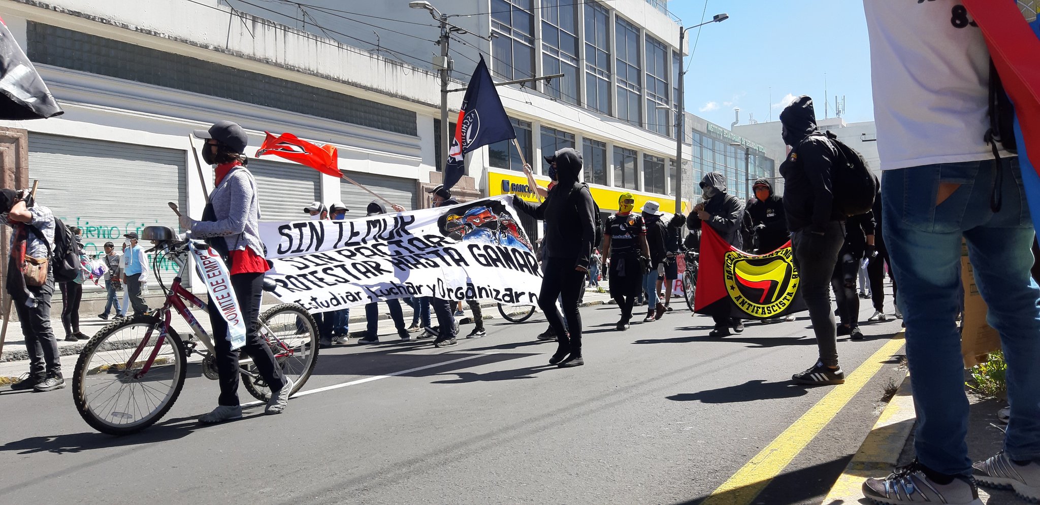 Los manifestantes aseguraron que el Gobierno de Lenín Moreno ha tomado decisiones que sólo beneficia a las grandes empresas en el país.