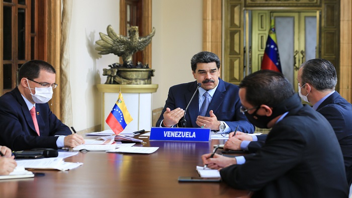 El presidente venezolano Nicolás Maduro propone crear Consejo Económico-Político para debatir propuestas para superar la pandemia.