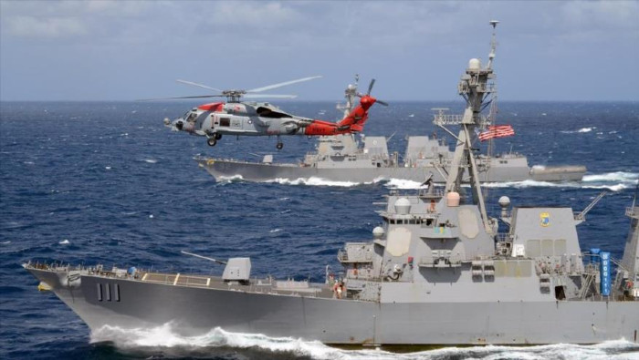 China cuestionó que, encontrándose a miles de millas de la región, Estados Unidos incremente su presencia militar en la zona del Mar Meridional.