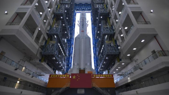 La misión se compone de un orbitador, un módulo de aterrizaje y un vehículo de exploración.