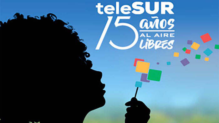 Comunicación y libertad - 15 años de teleSUR