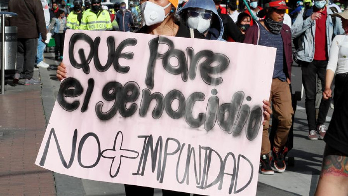 Las protestas por la situación humanitaria que genera la violencia imperante, se extienden por varias ciudades y regiones de Colombia.