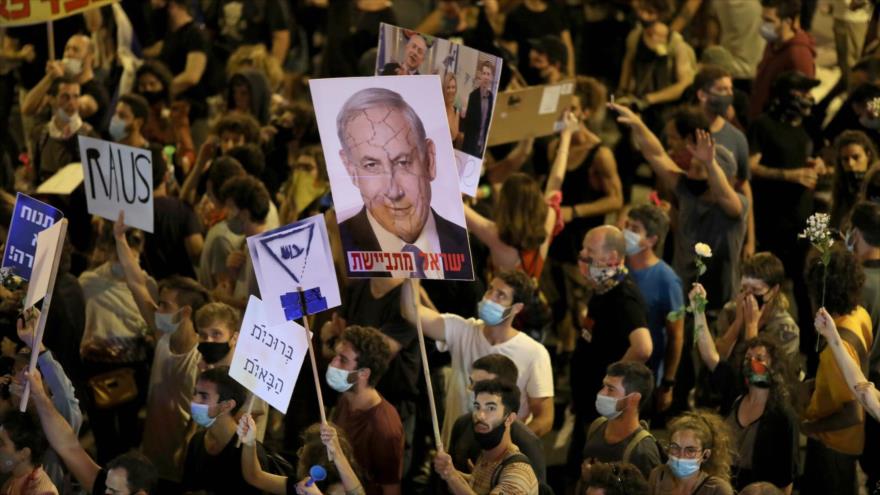 El premier Netanyahu enfrenta un mandato plagado de protestas por el manejo de la pandemia de la Covid-19 y sus escándalos de corrupción.