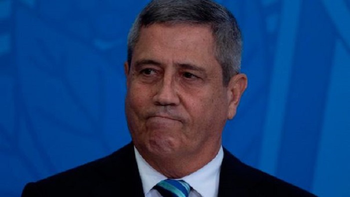 El jefe del Gabinete del Gobierno de Brasil, general Walter Braga Netto, recibió confirmación este lunes de que se contagió con la Covid-19.