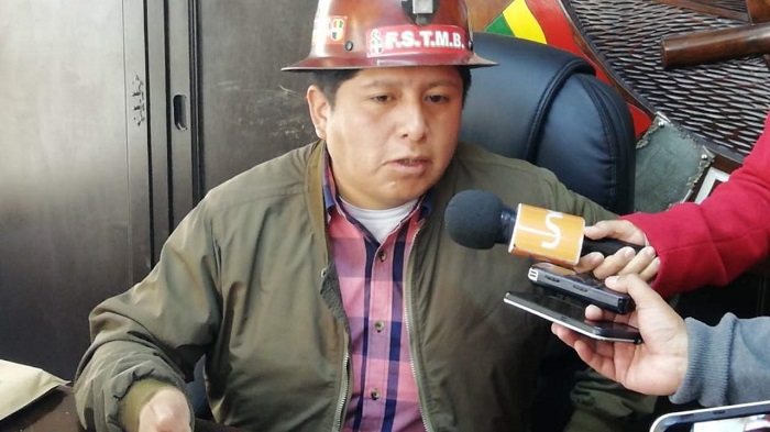 El dirigente obrero boliviano advirtió que el TSE es cómplice del Gobierno de facto al postergar los comicios.