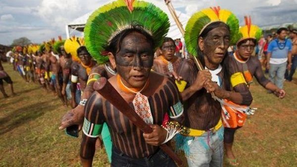 Los pueblos indígenas de las Américas reportan índices de contagio y mortalidad superiores a la media de la población.