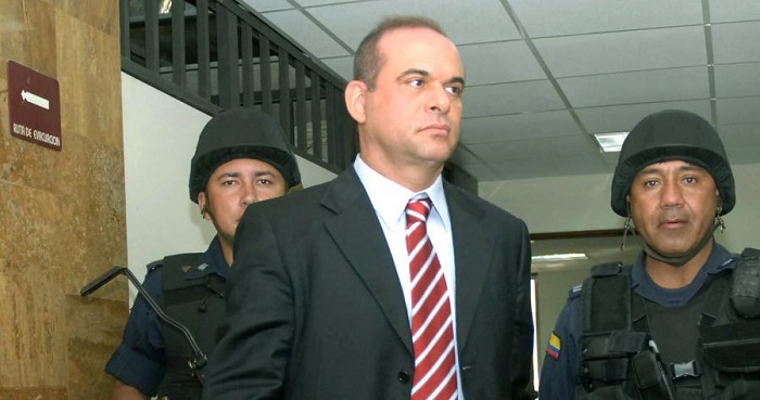 Salvatore Mancuso cumplió condena penitenciaria en Estados Unidos, tras ser procesado por la justicia colombiana.