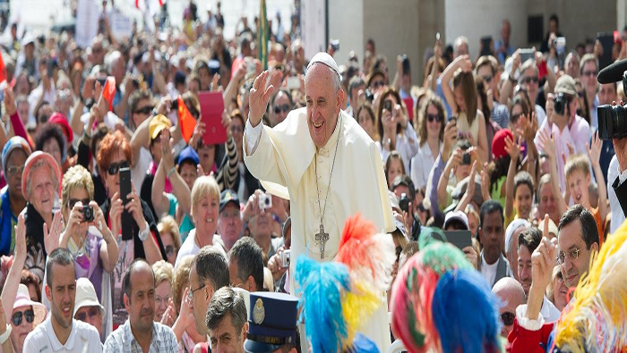 El papa Francisco repudió el hecho negligente por parte de algunas personas tras la situación sanitaria.