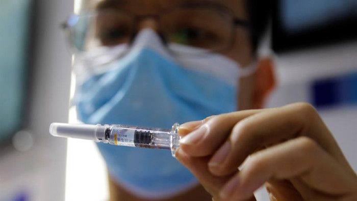 Esta es la segunda vacuna china aprobada para ensayo clínico en humanos, y la primera en formato de aerosol que llega a esta etapa.