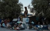 Refugiados en la isla de Lesbos piden su libertad tras incendio