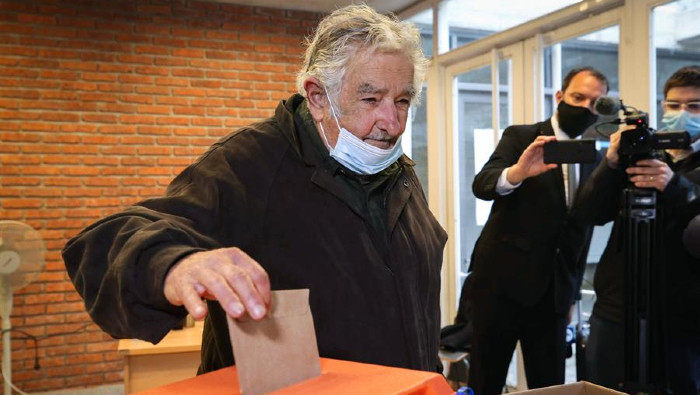 Mujica, líder del Frente Amplio, ocupó la silla presidencial uruguaya entre 2010 y 2015.
