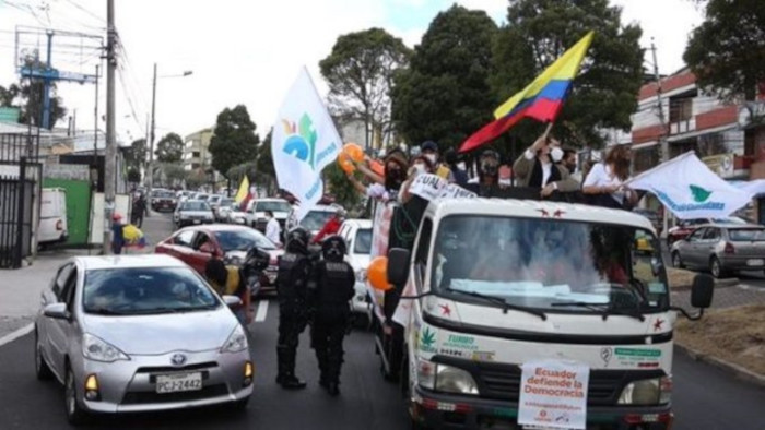 Resaltaron que las diferencias entre los ecuatorianos deben ser decididas a través de procedimientos pacíficos, democráticos y transparentes.