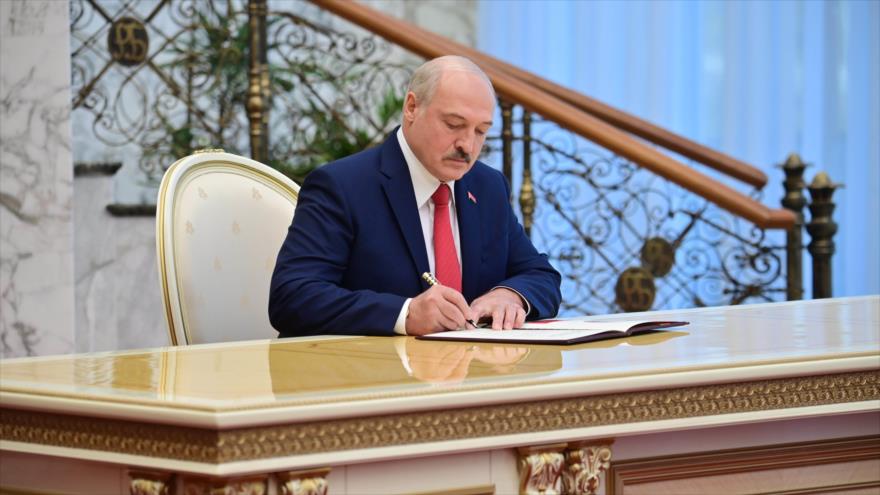 Belarús pidió a la UE abrir las fronteras para todos los bielorrusos, en vez de construir nuevas barreras de visado.