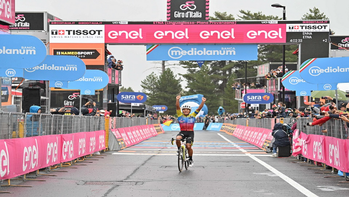 El ciclista Jonathan Caicedo es el segundo ecuatoriano en ganar una etapa del Giro de Italia.