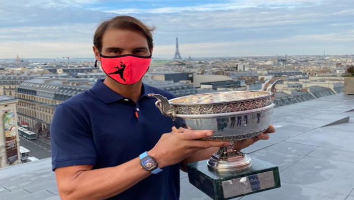 Tras conquistar su decimotercero Roland Garros y su vigésimo Grand Slam, el español Rafael Nadal se prepara para conseguir su primer título del Masters parisino.