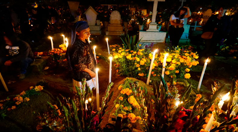 Observe la cultura mexicana reflejada en el Día de Muertos