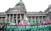 Un amplio sector de la sociedad argentina ha reclamado durante años la legalización del aborto y su realización en condiciones seguras en el sistema de salud de ese país.