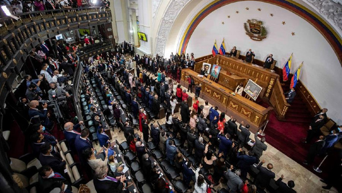 Destaca que la declaración desconociendo al Poder Legislativo venezolano, no fue firmada por Argentina ni Bolivia.