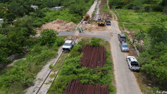 Diferentes colectivos sociales han denunciado que el proyecto invade territorio ocupado por pueblos originarios mayas.