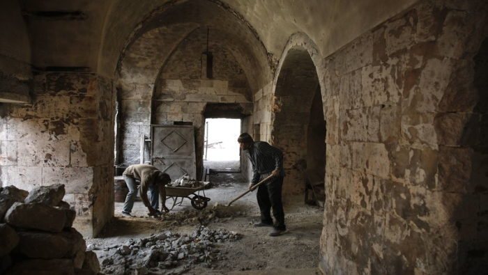 Según la Unesco, hasta el 60 porciento de la Ciudad Vieja siria resultó gravemente dañada durante la guerra y el 30 porciento destruido.