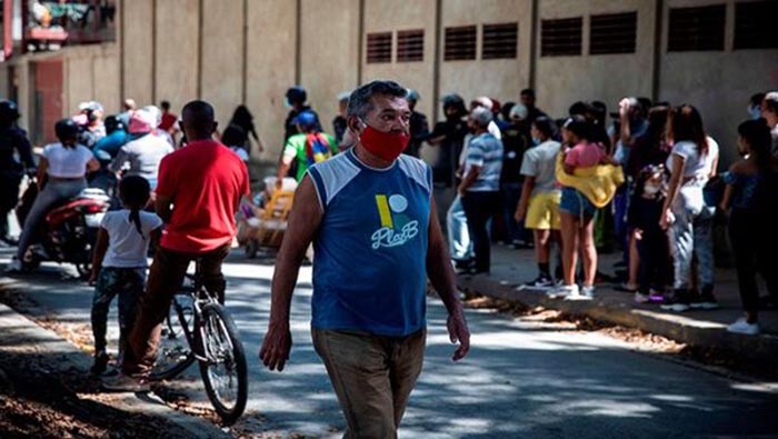 Venezuela alcanzó la cifra de 1.378 tras la confirmación de siete nuevos decesos en las últimas 24 horas.