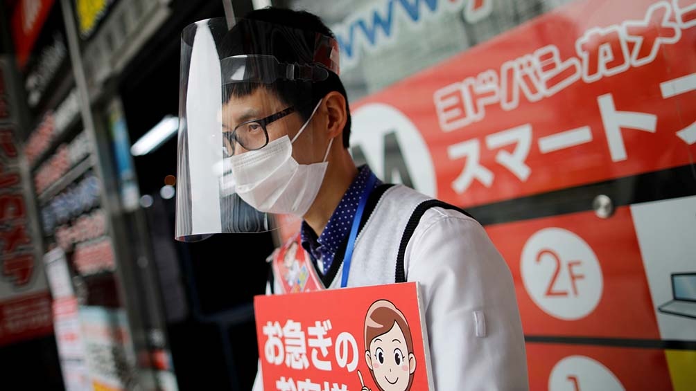 Los expertos aseguran que Japón vive la cuarta ola de contagios, la cual incluye variantes más mortales del coronavirus.