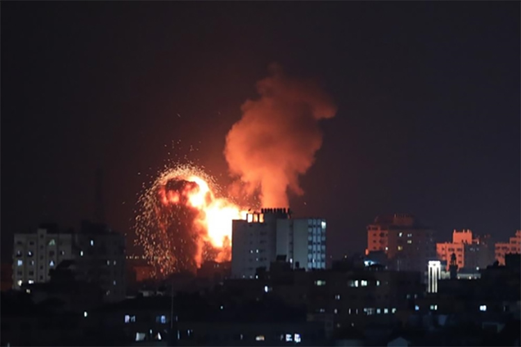 Por segundo día consecutibvo la fuerza aérea israelí bombardea objetivos en la Franja de Gaza.