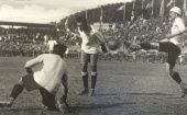 La primera edición de la Copa América se desarrolló en 1916 y el país anfitrión fue Argentina.