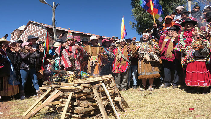 En Bolivia el ritual de agradecimiento a la 